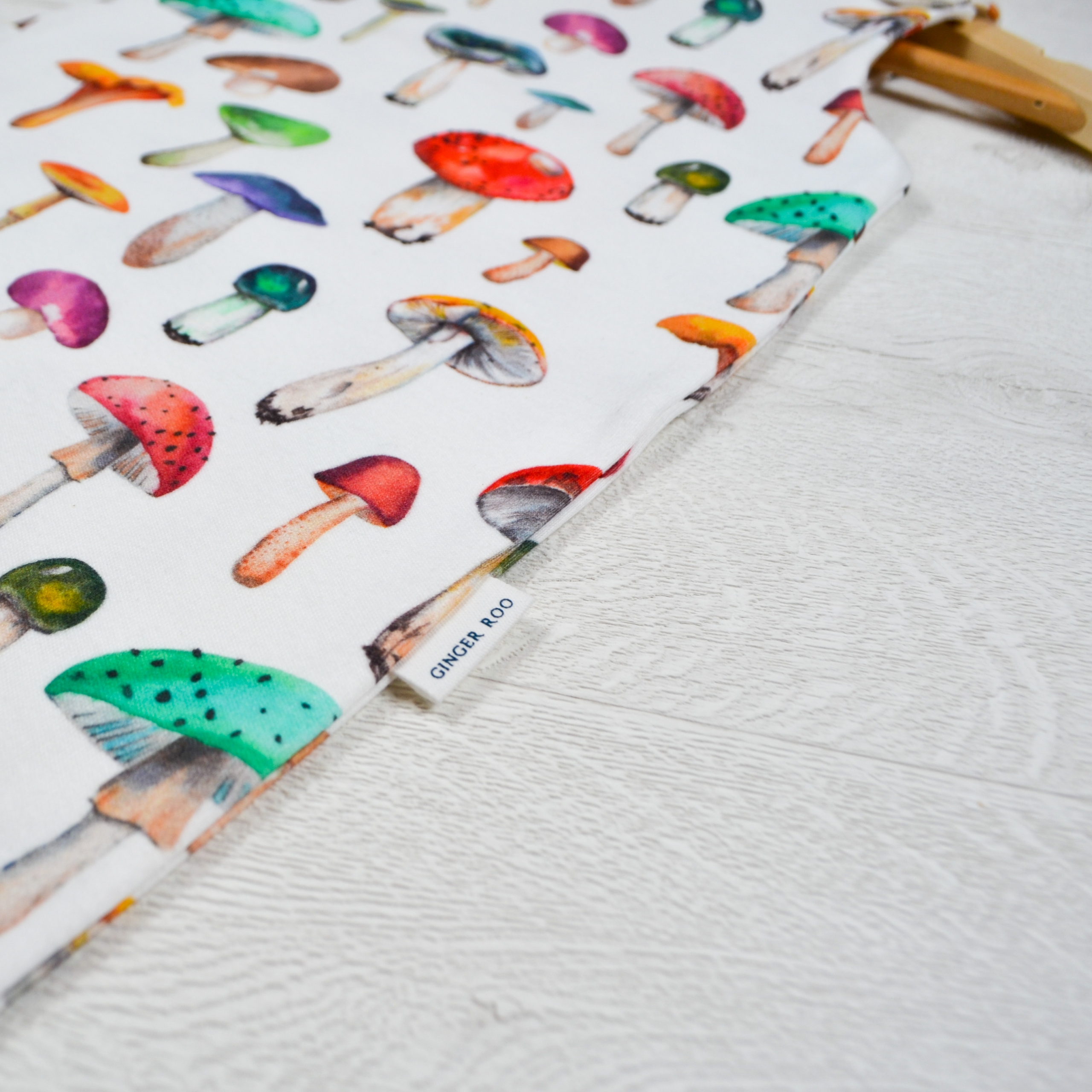 D72AB343-F809-444E-AEC5-E0DC7C189AAE