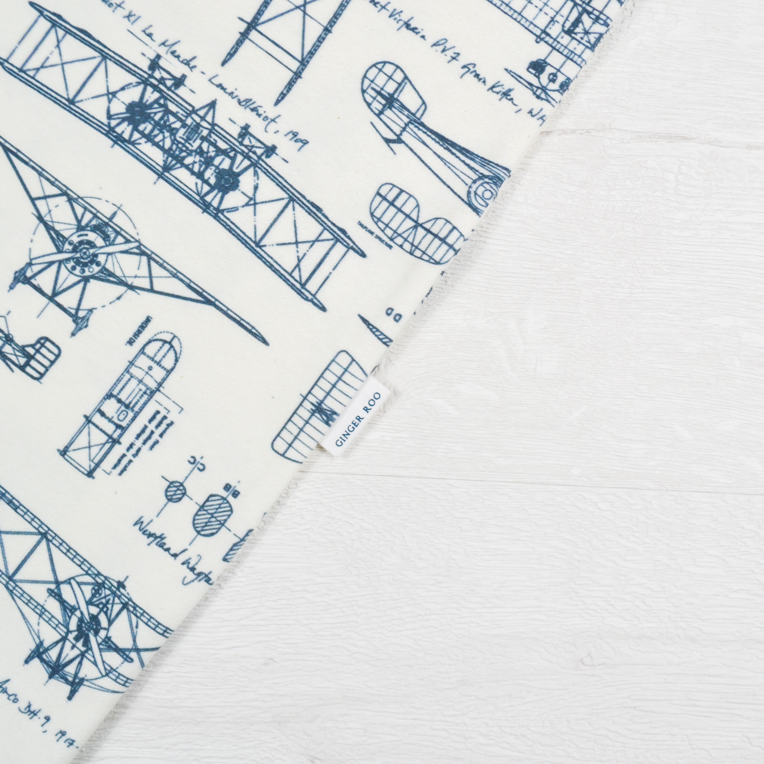 79DF3EF2-12B7-4B04-9AE1-F612AF1754CA