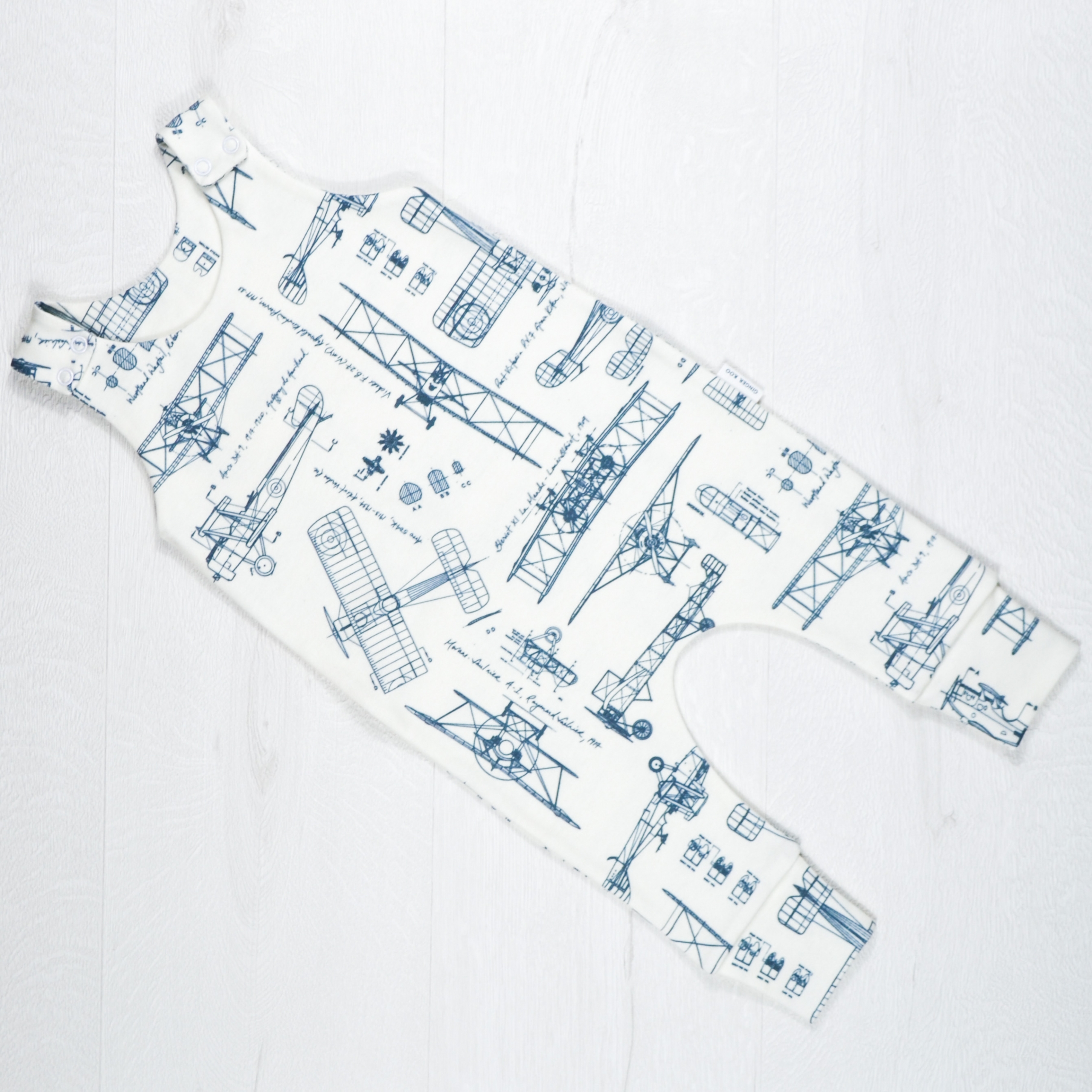 DB86FB35-2E93-42C5-8C63-0C8EC3C2852F