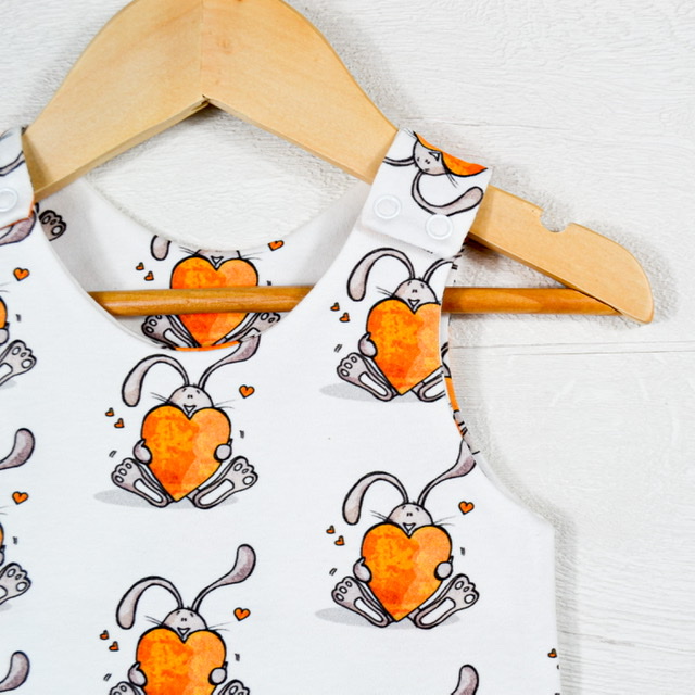 67C6091E-0F40-4FFF-9ADE-69CCE24923EA