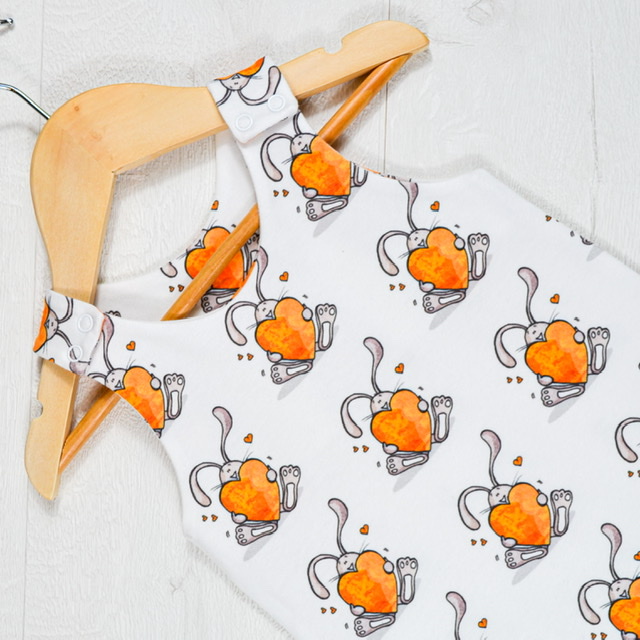 F6CA1053-0BB1-4C96-8086-B87A2F3B8A6F