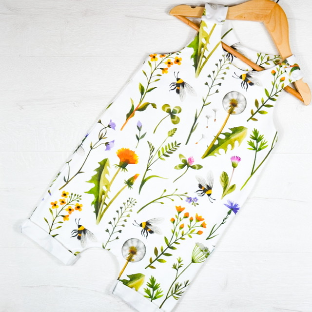 DA839A83-11F8-40BB-AC64-813417999449