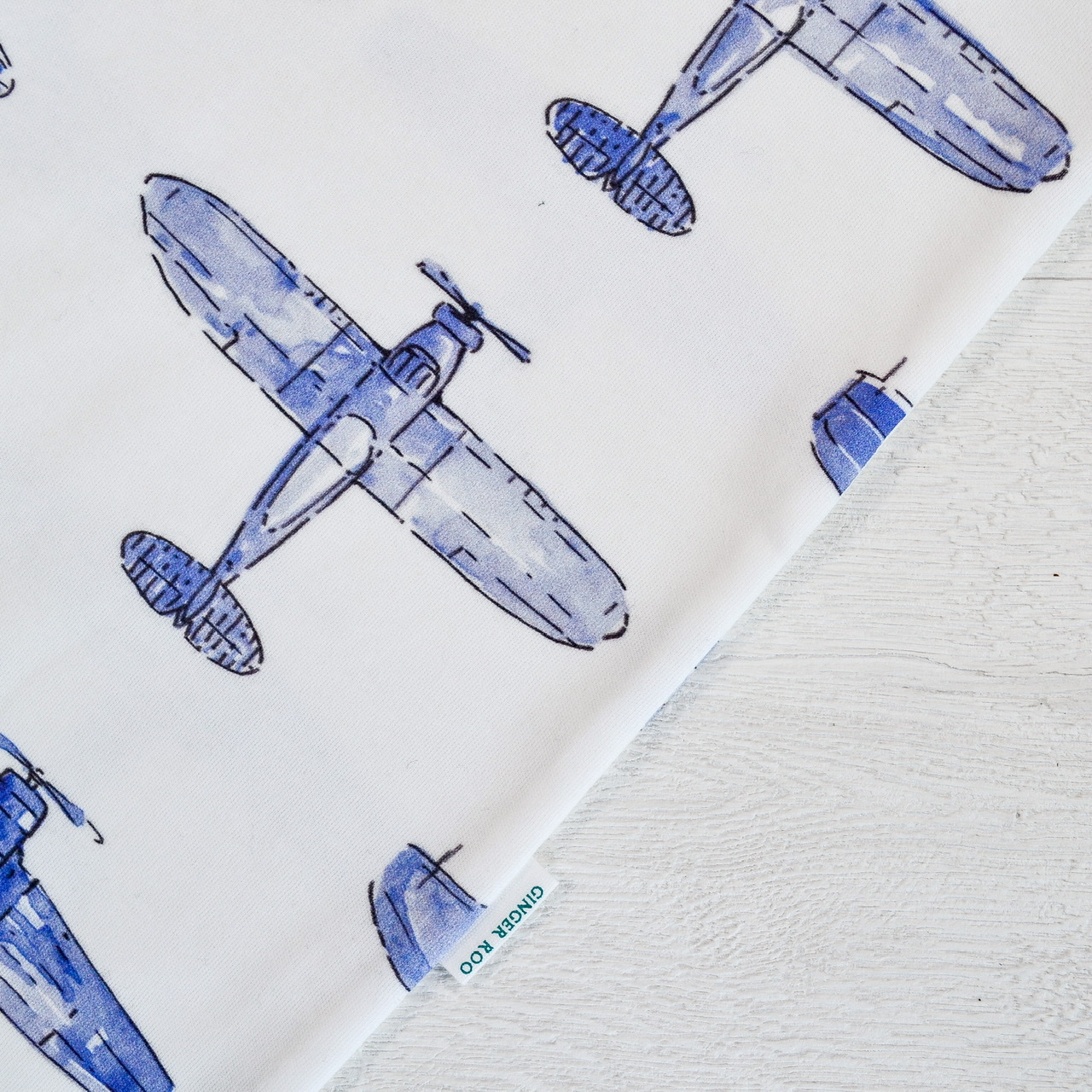 8F8DEA28-ACE2-4E4F-83EE-AF869D1BD660