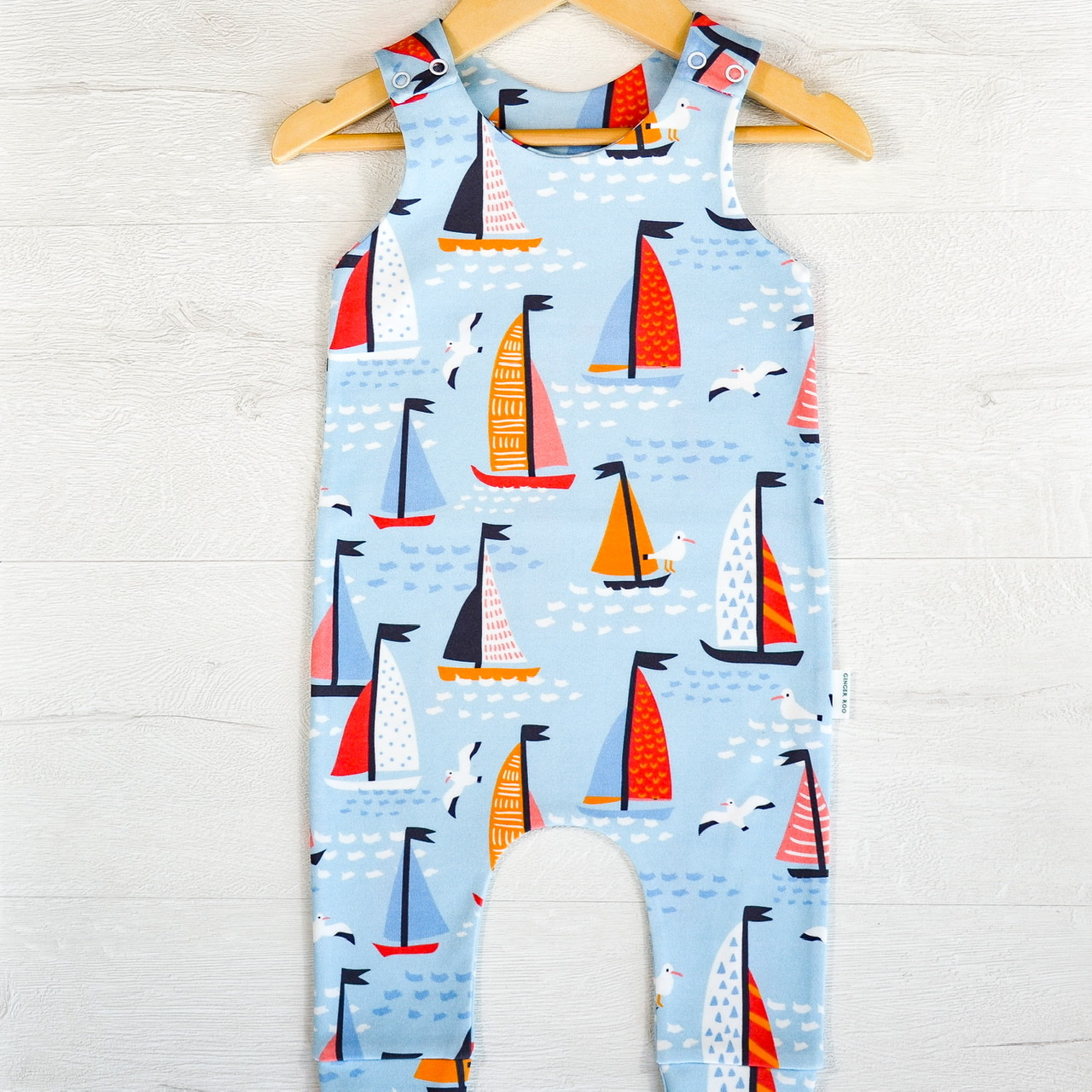 A1C2121C-999E-40E9-869B-BE9D3A5655DD