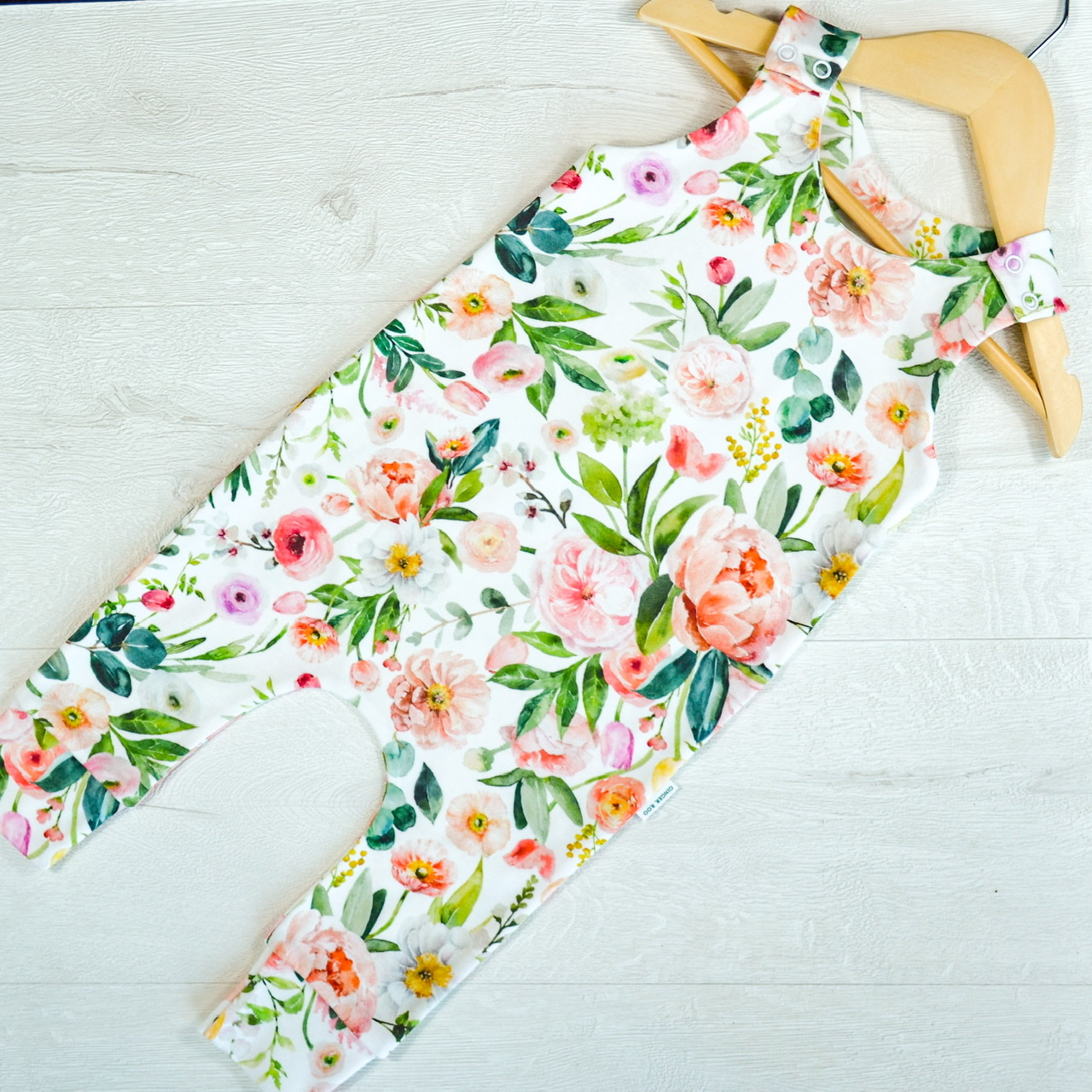 ADEE5FA5-0494-4861-9018-6EC567DDC152