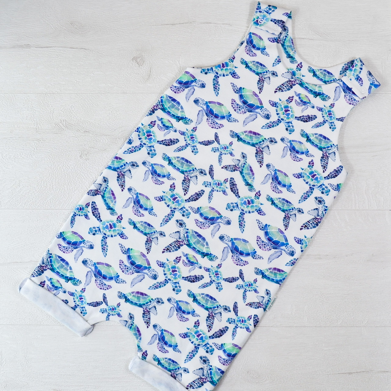 C21D9555-2760-48EA-92A8-C748F0B7DD22