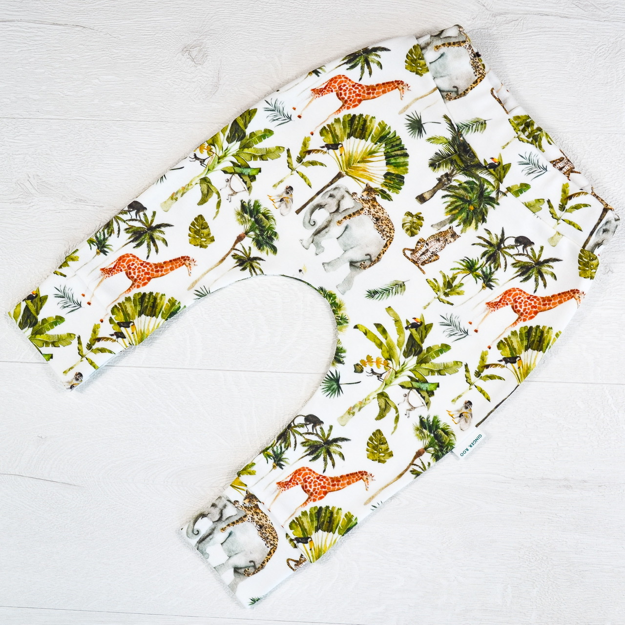 CEE914F5-C0C5-4F13-9393-1B2565541BFF