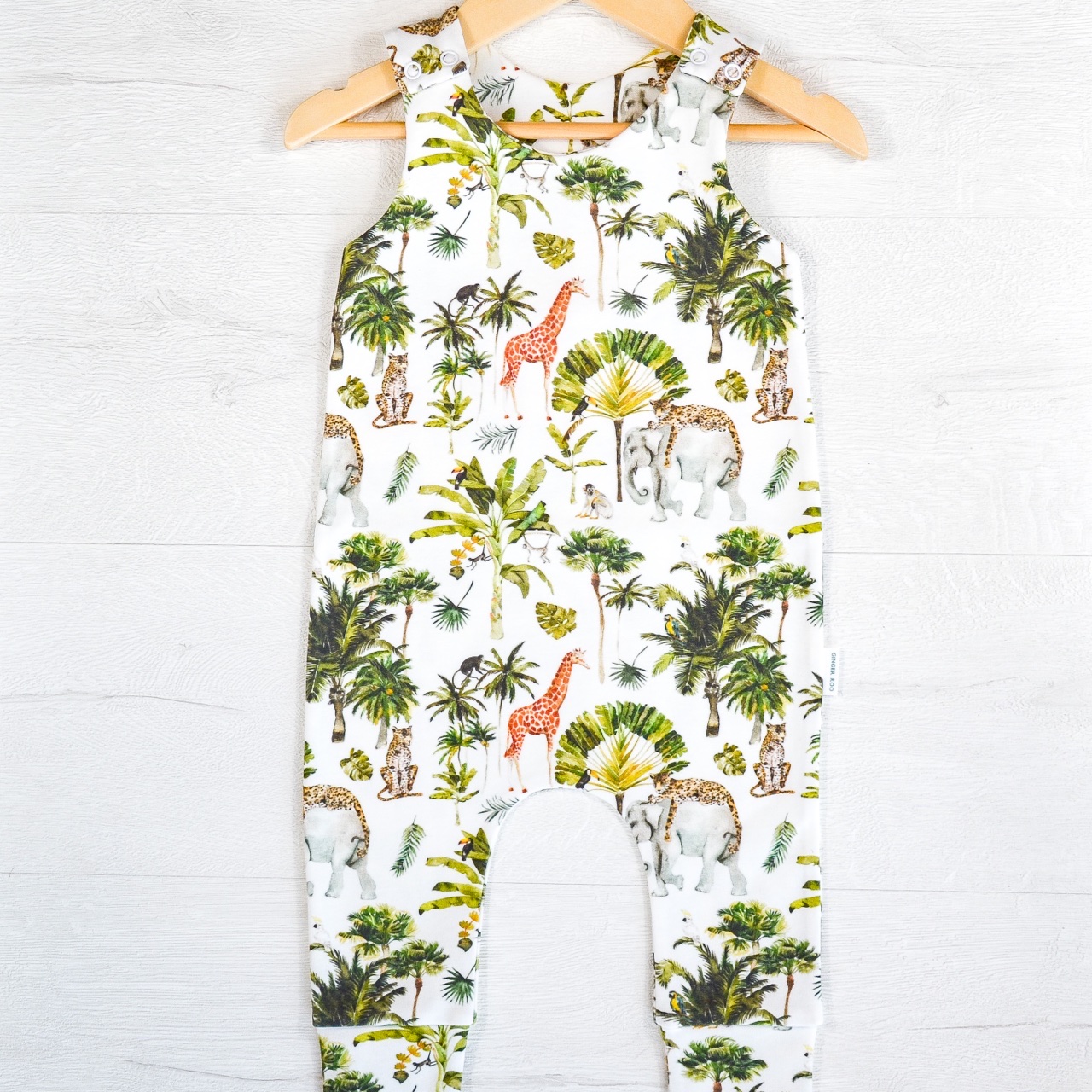 D7A162E2-FB6E-4271-9A74-C3D6FA85E50F