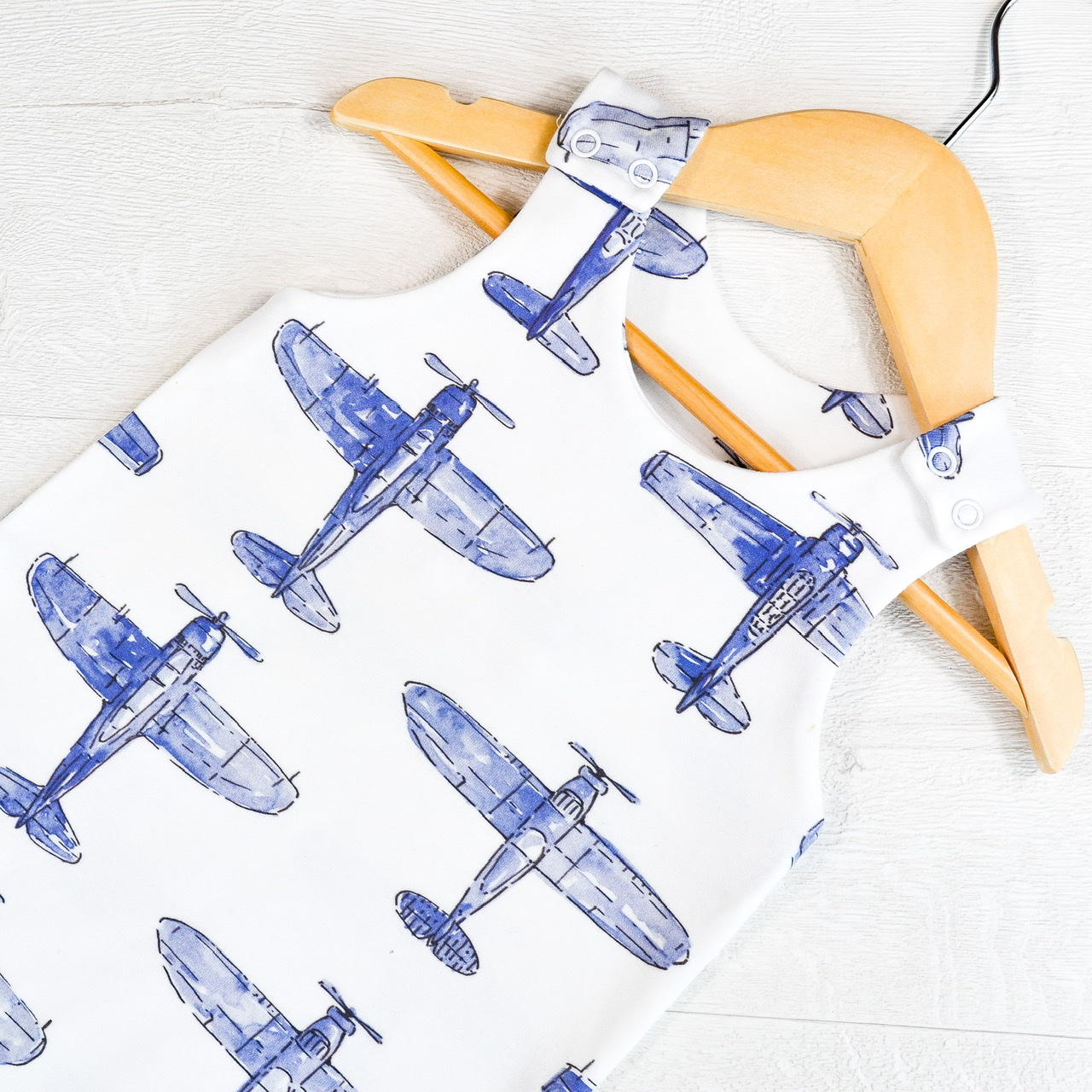 ED4033B0-80F6-4E9B-BB16-720B5C07CC08