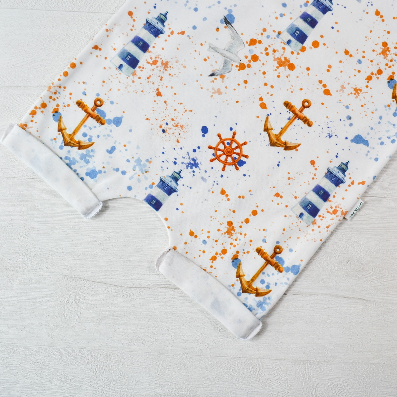 FE269E62-21A5-4B99-8E38-0F3B08D5F5EB